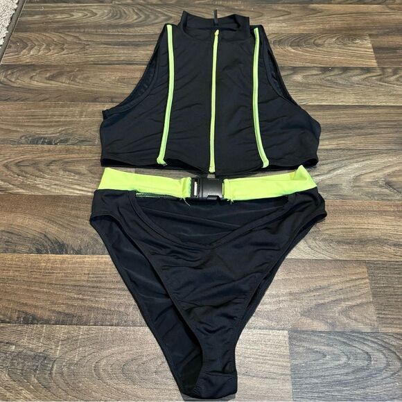 Fashion nova bathing suit - Picture 1 of 4